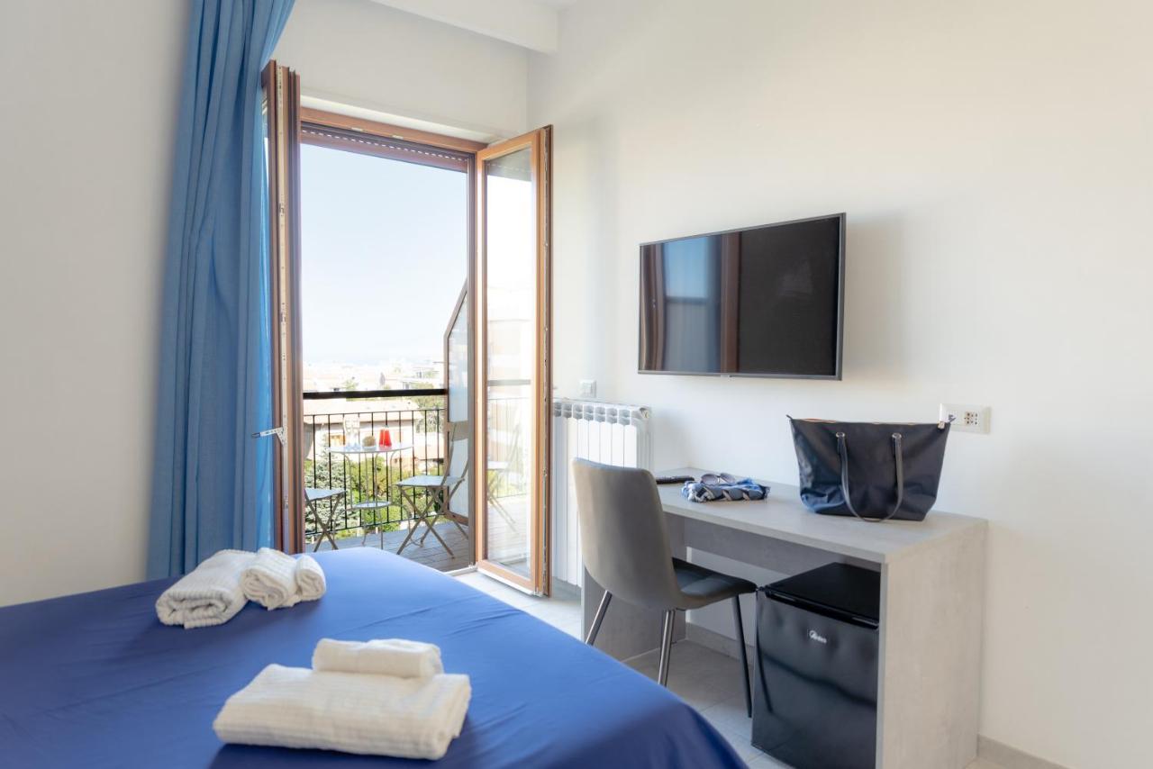 Bed and Breakfast Le Tre Ccc Сорренто Екстер'єр фото