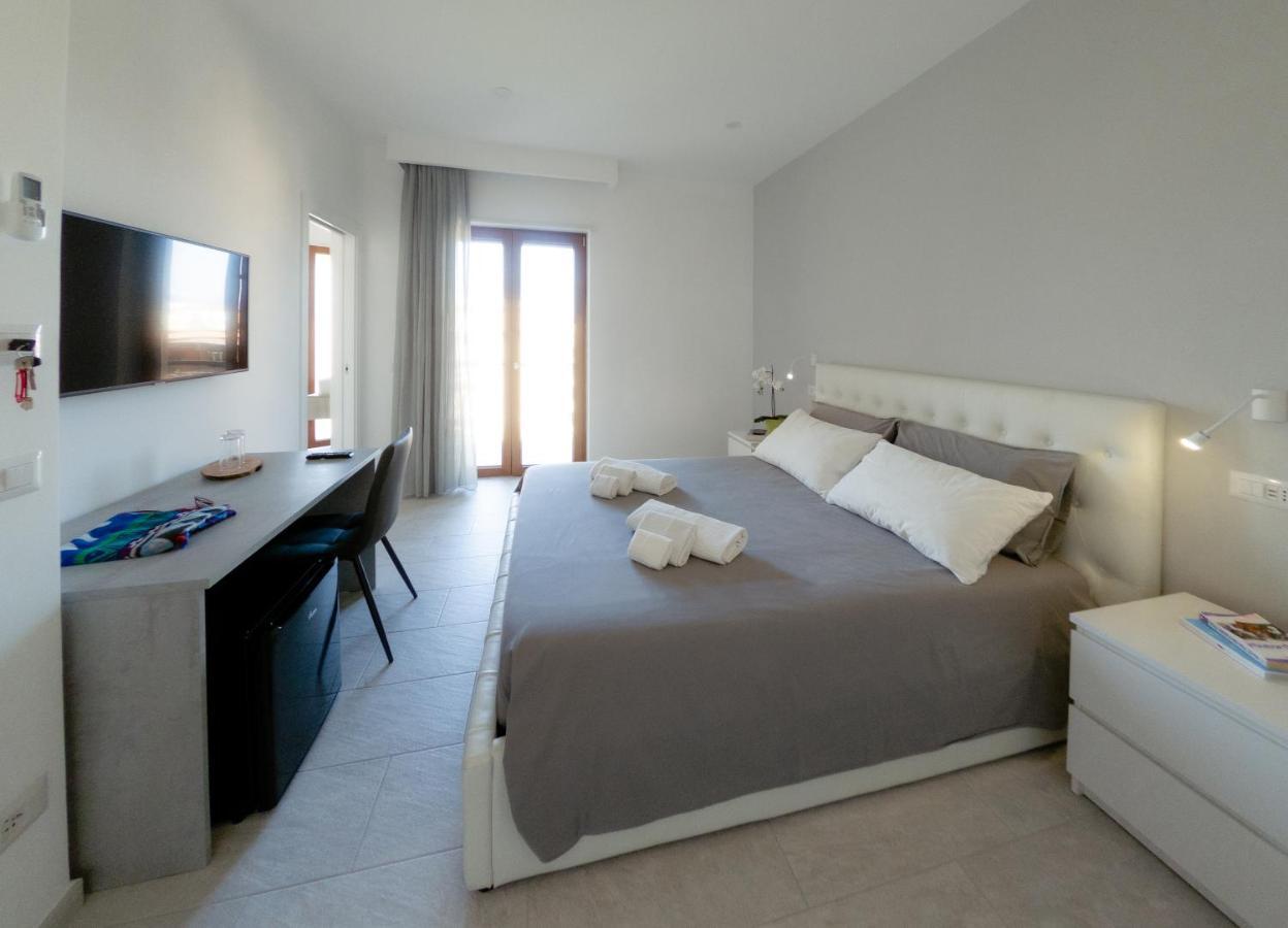 Bed and Breakfast Le Tre Ccc Сорренто Екстер'єр фото